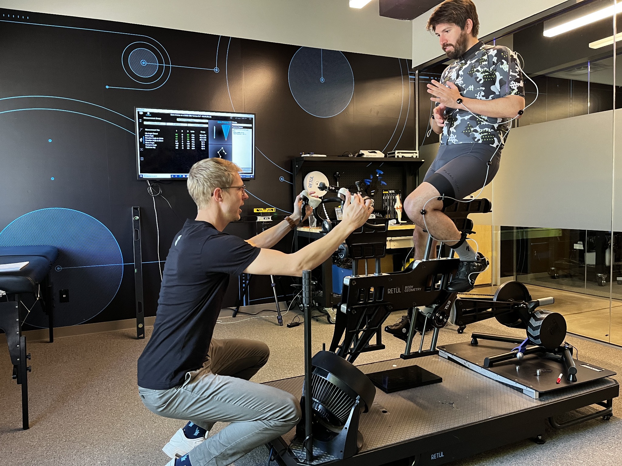 Bike fitting session using Retül motion capture and dynamic position analysis.